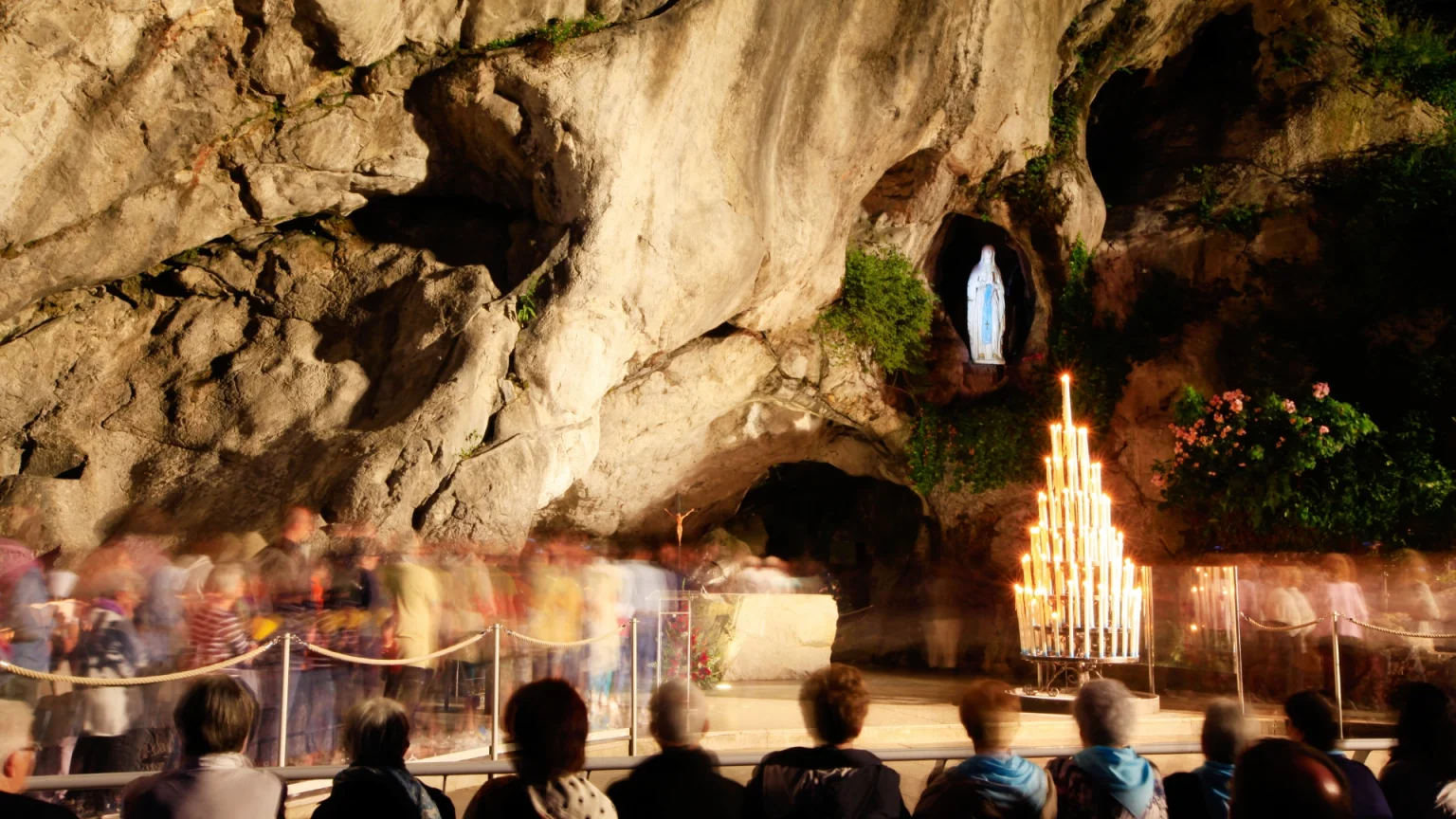 Grotta della Madonna a Lourdes